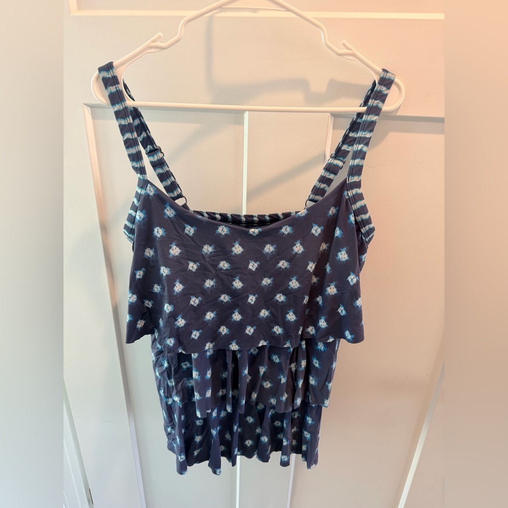 Beach House Tankini Top 16W Blue Print Ruffle Tiered Plus Size Swim